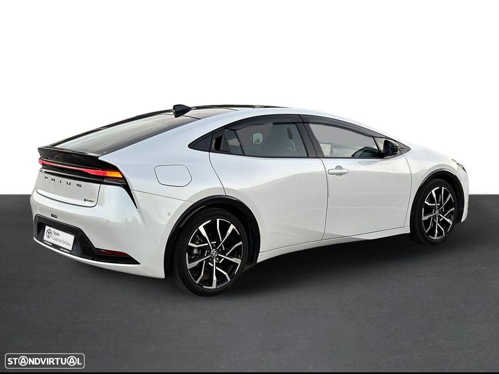 Toyota Prius - 16