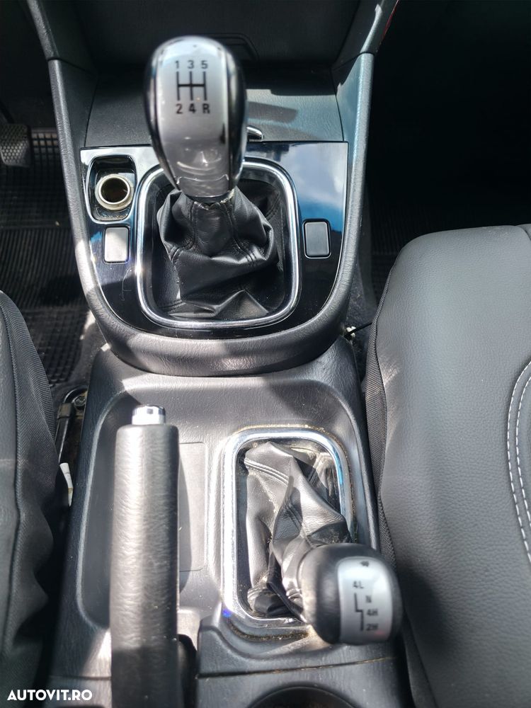 Suzuki Grand Vitara 2.0 TD A/C - 10