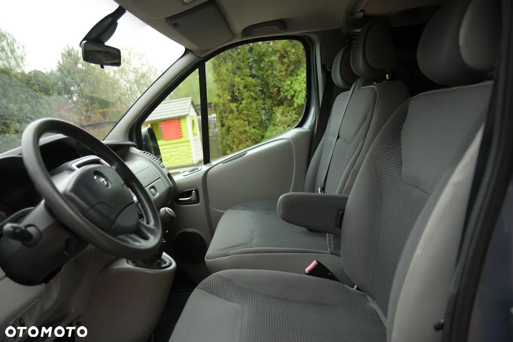 Opel Vivaro - 23