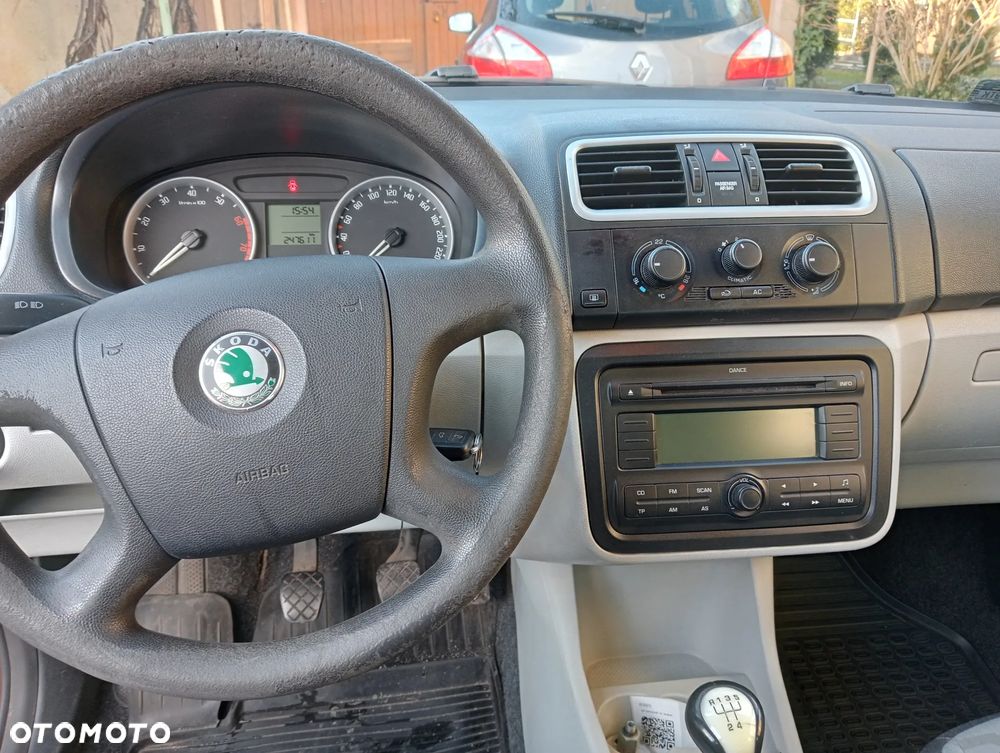 Skoda Fabia 1.2 HTP - 10
