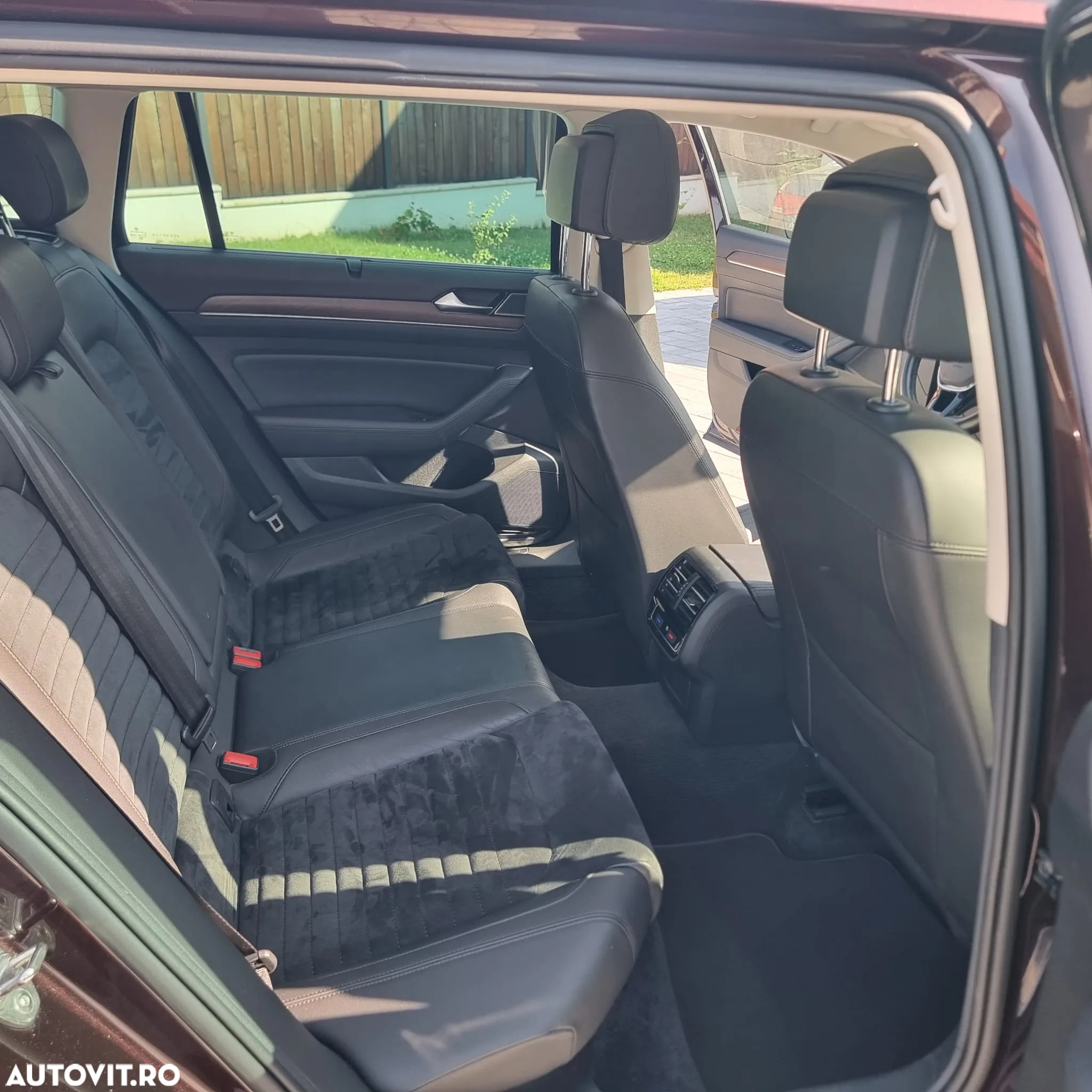 Volkswagen Passat - 8