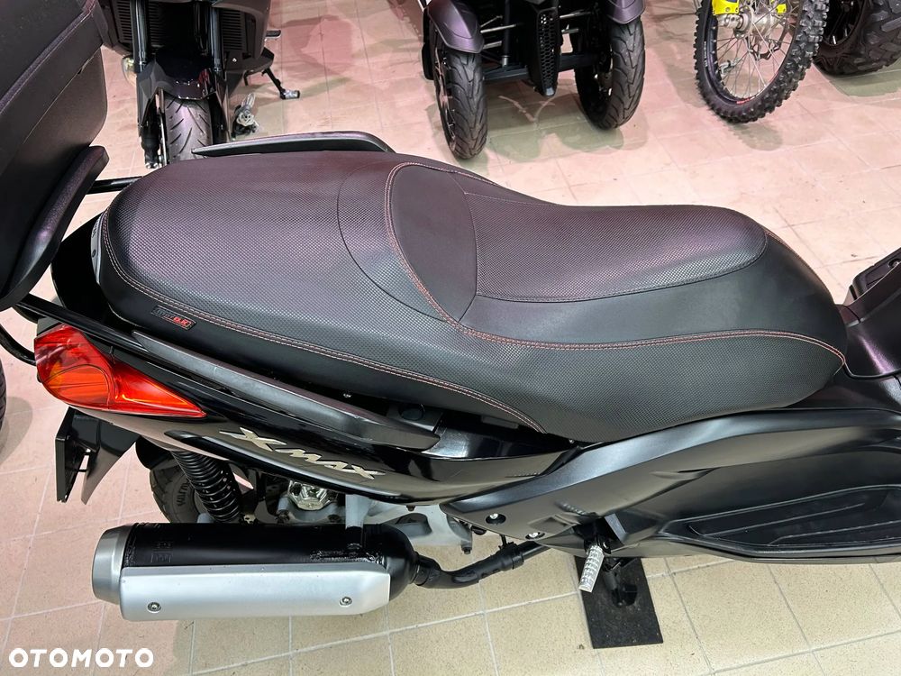 Yamaha X-max - 5