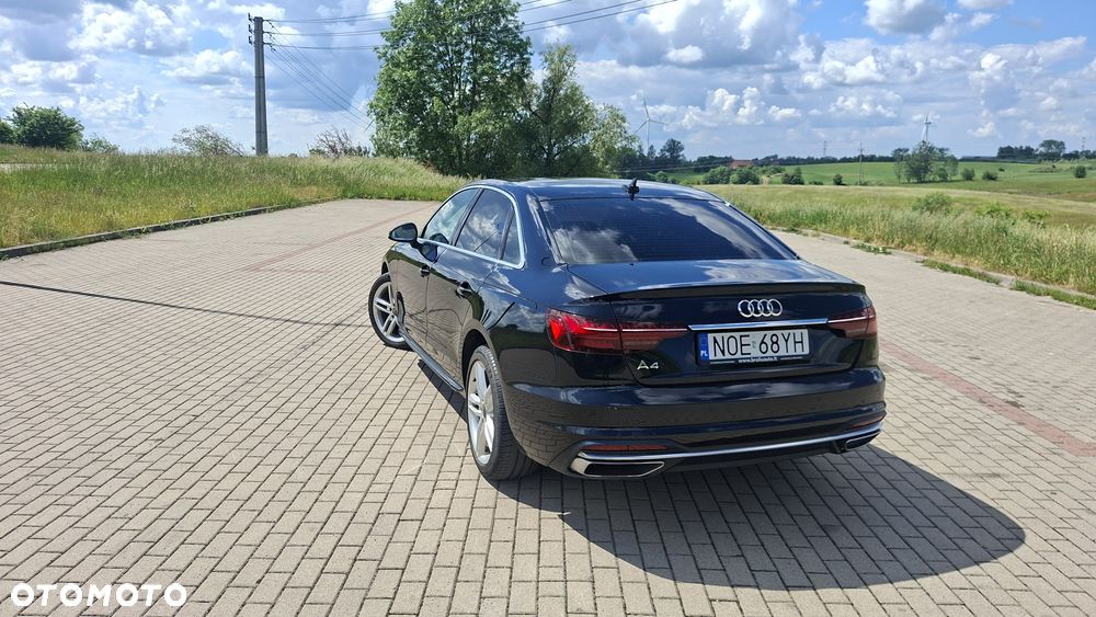 Audi A4 Limousine - 3