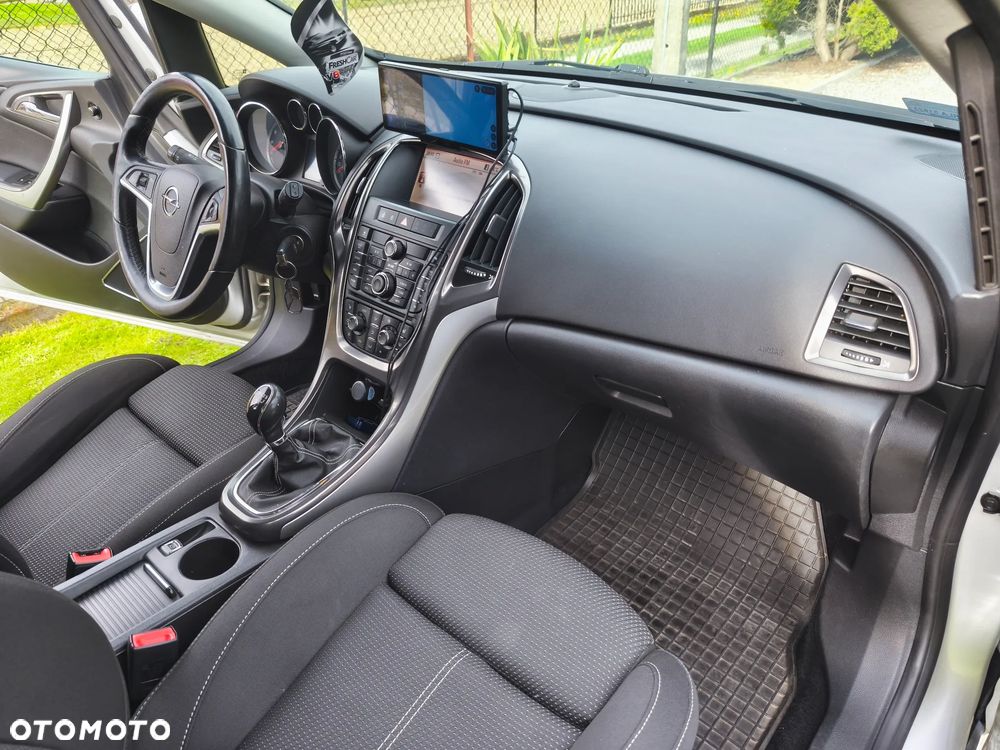 Opel Astra 1.4 Cosmo - 6