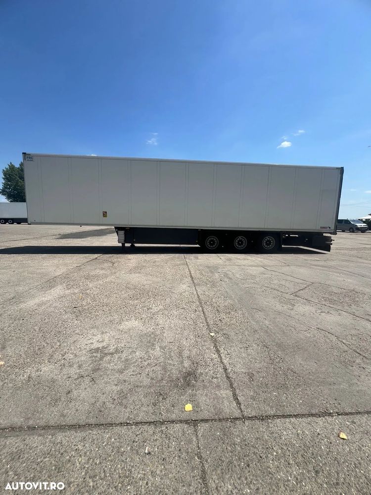 Schmitz Cargobull SCB - 9