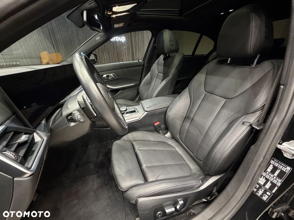 BMW Seria 3 330i xDrive M Sport sport - 9