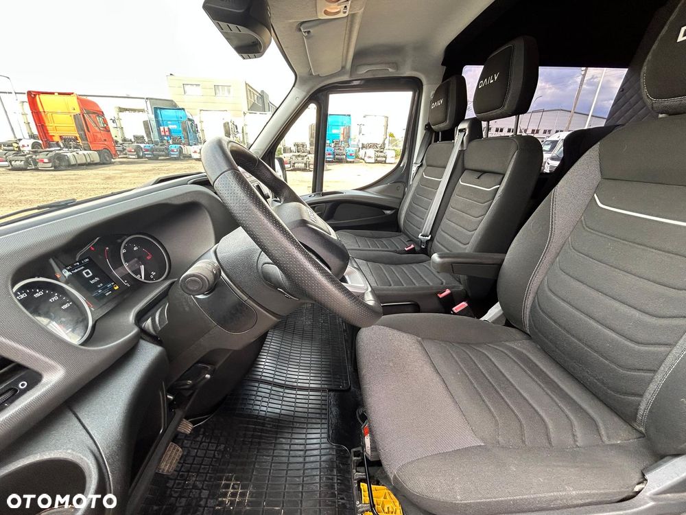 Iveco Daily 35S18 - 17