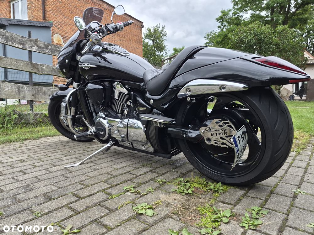 Suzuki Intruder - 7