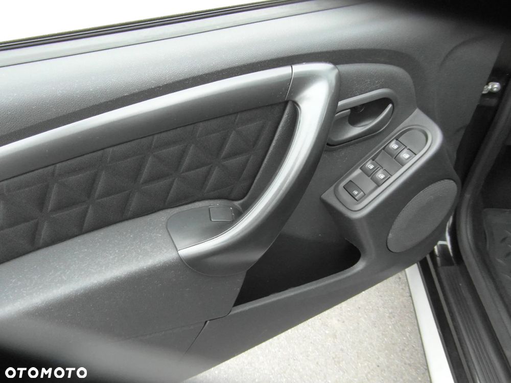 Dacia Duster 1.2 TCe Prestige S&S EU6 - 15