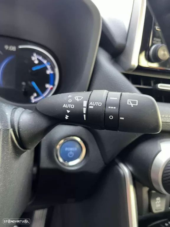 Toyota RAV4 2.5 HDF Comfort - 8
