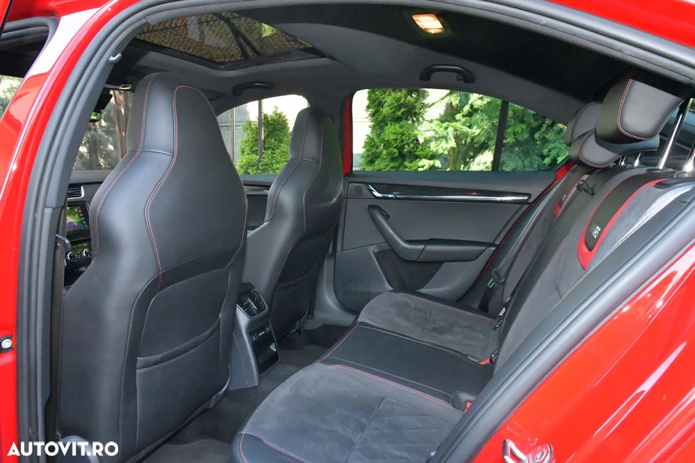 Skoda Octavia 2.0 245 TSI RS - 20