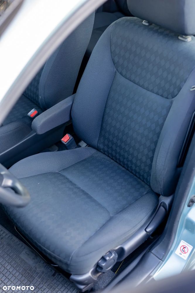 Honda Civic 1.4i LS - 29