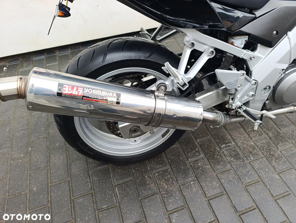 Suzuki SV - 23