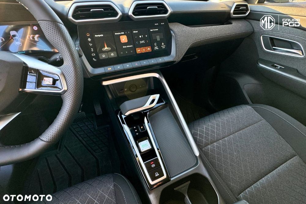 MG ZS - 21