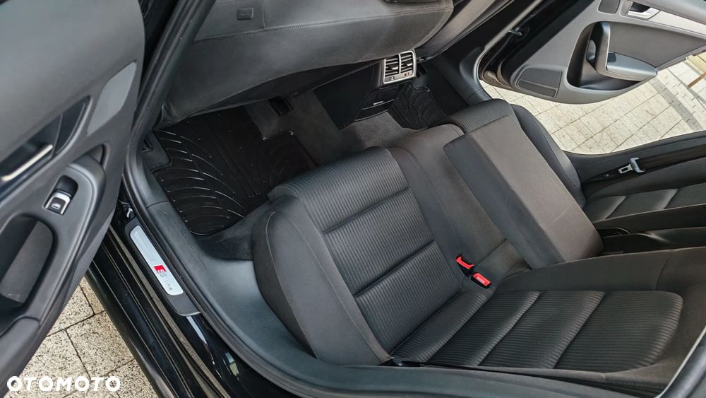 Audi A4 Avant 2.0 TDI DPF S line Sportpaket - 12