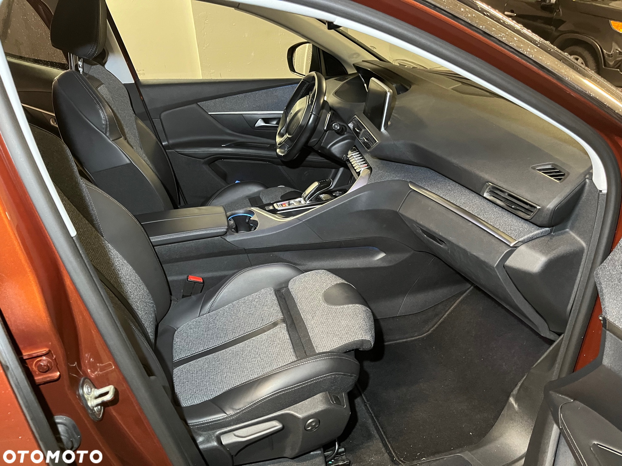Peugeot 3008 1.2 PureTech Allure S&S EAT6 - 9