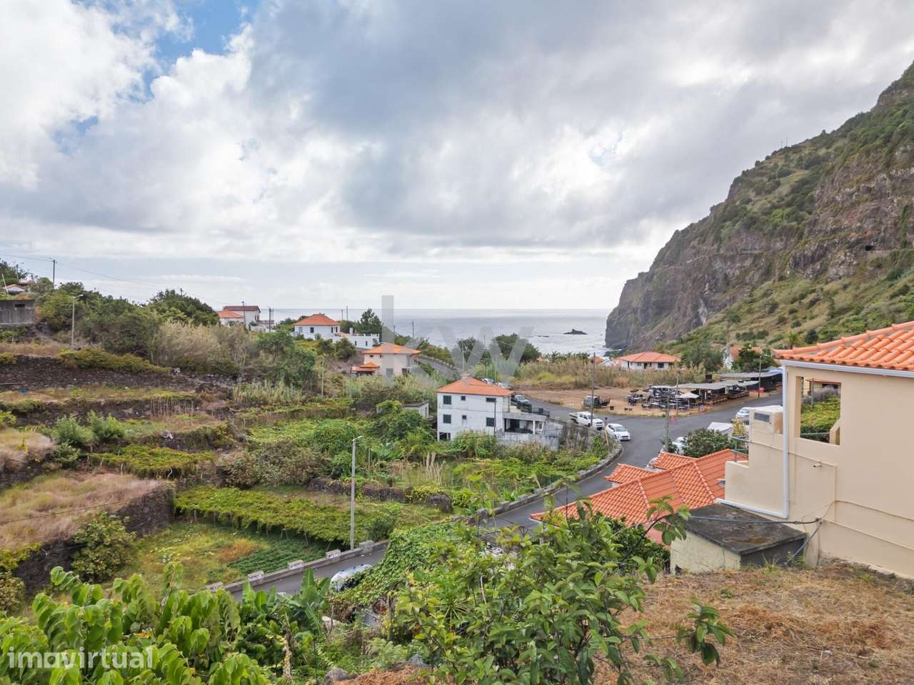 Terreno para construção com 714 m2 em Ponta Delgada | Feiteiras | São - Grande imagem: 3/14