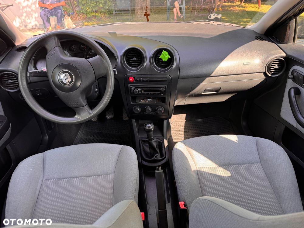 Seat Ibiza 1.4 16V Reference - 7