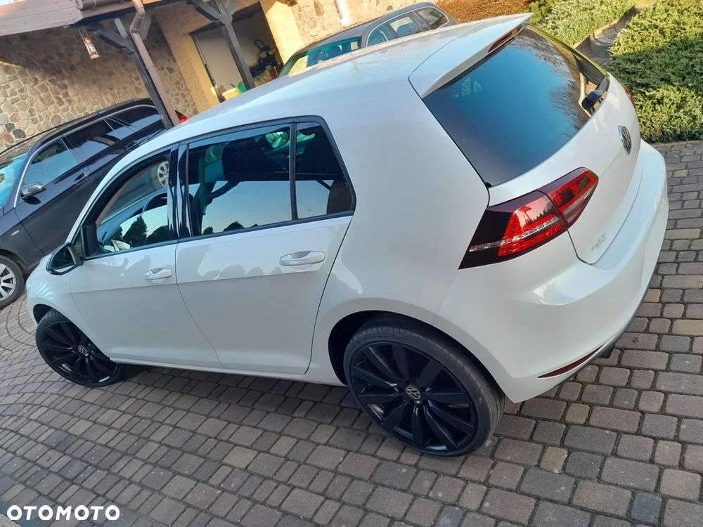 Volkswagen Golf - 18