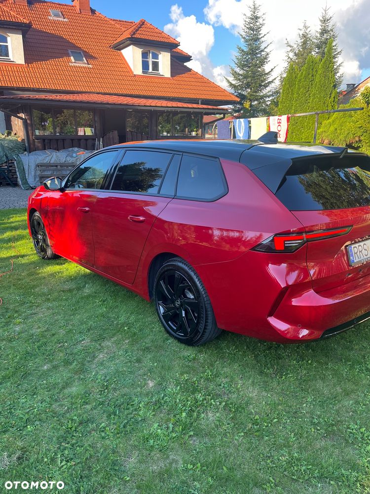 Opel Astra 1.2 T GS Line S&S - 4