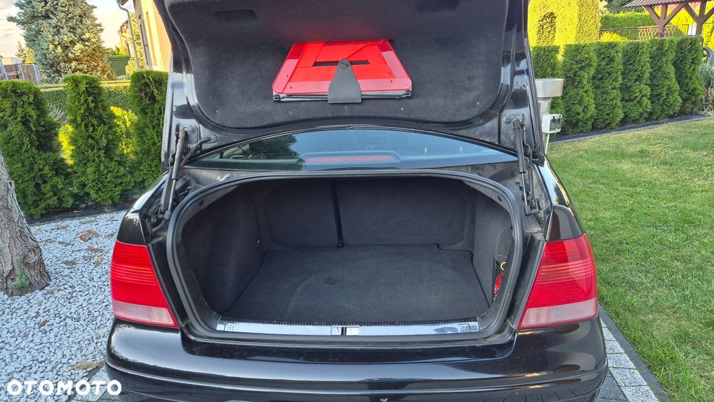 Volkswagen Bora 1.9 TDI Basis - 7