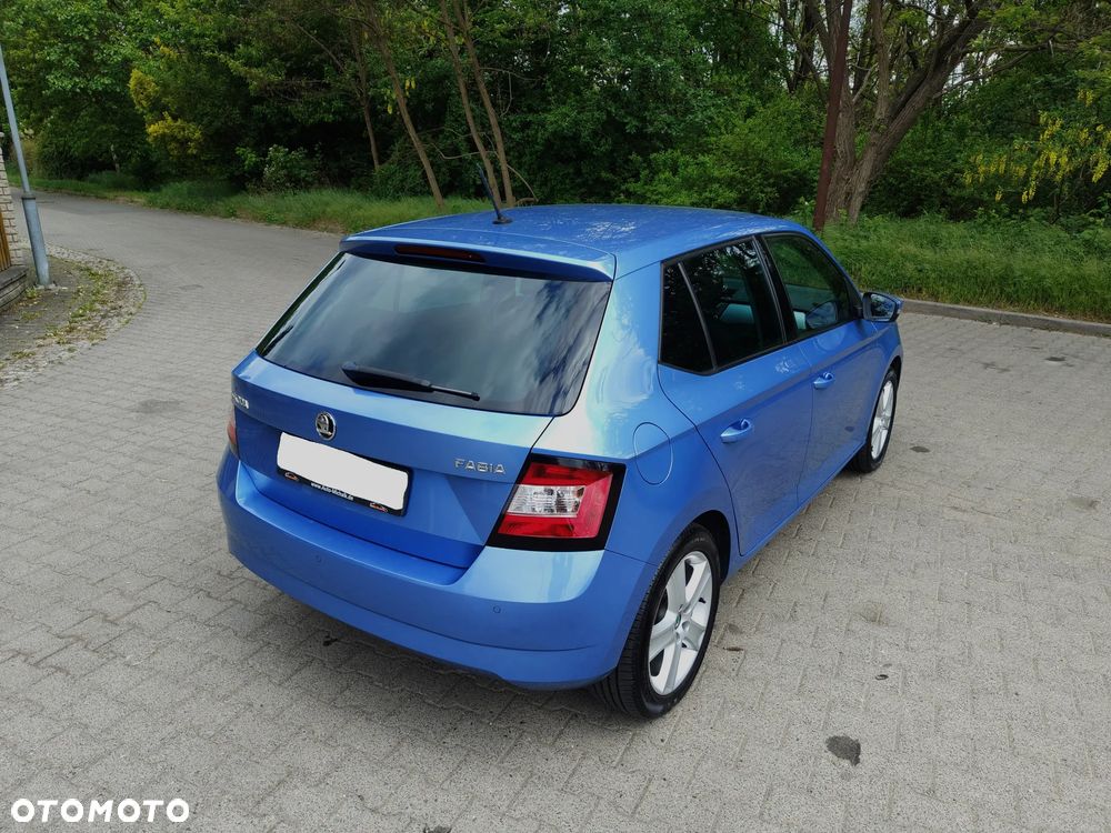 Skoda Fabia 1.2 TSI Cool Edition Red & Grey - 11