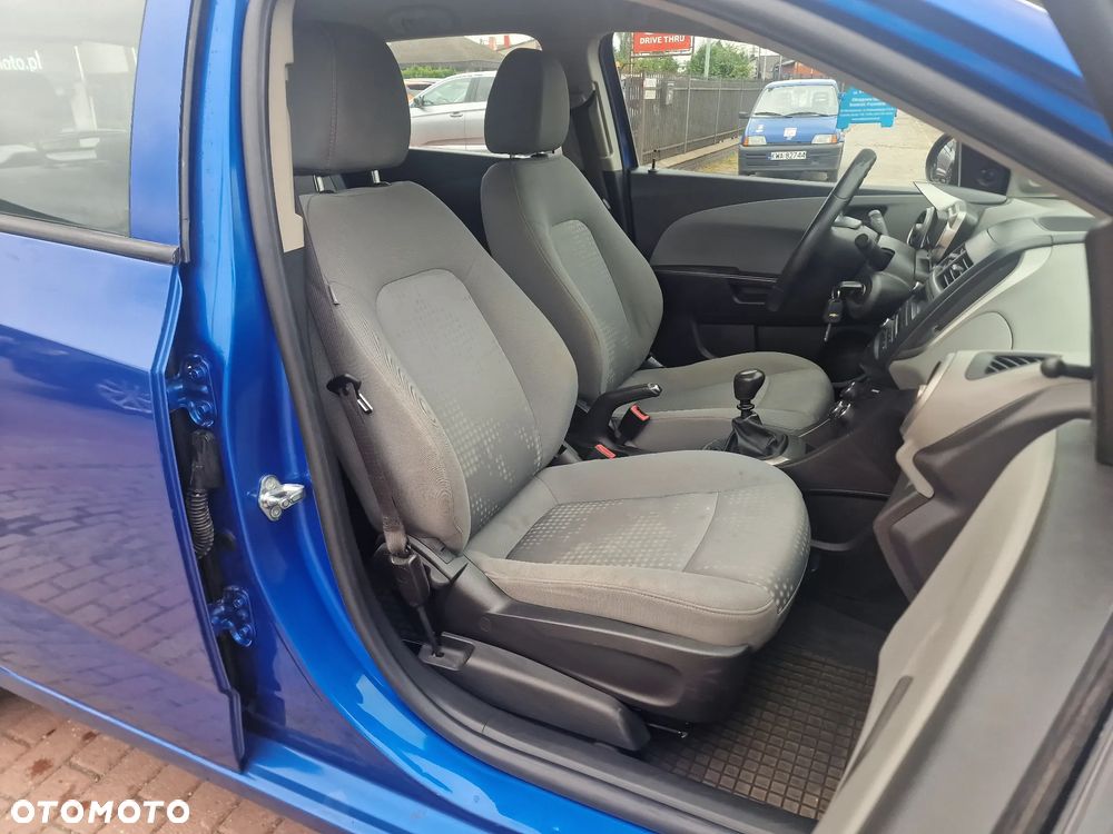 Chevrolet Aveo 1.2 LS - 13