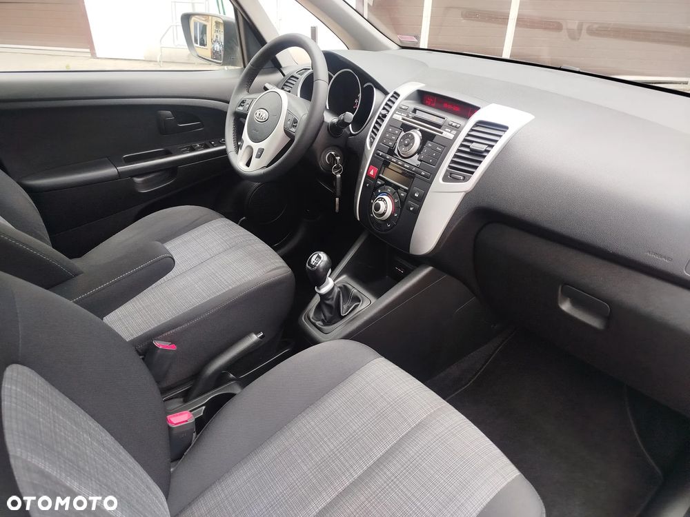 Kia Venga 1.6 CVVT Dream-Team Edition - 9
