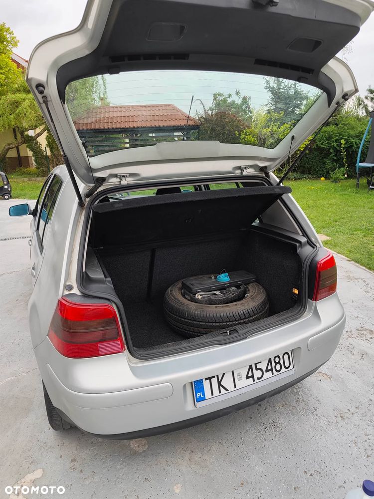 Volkswagen Golf 1.6 - 5