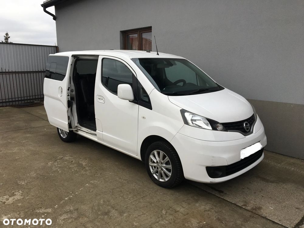 Nissan NV200 - 14
