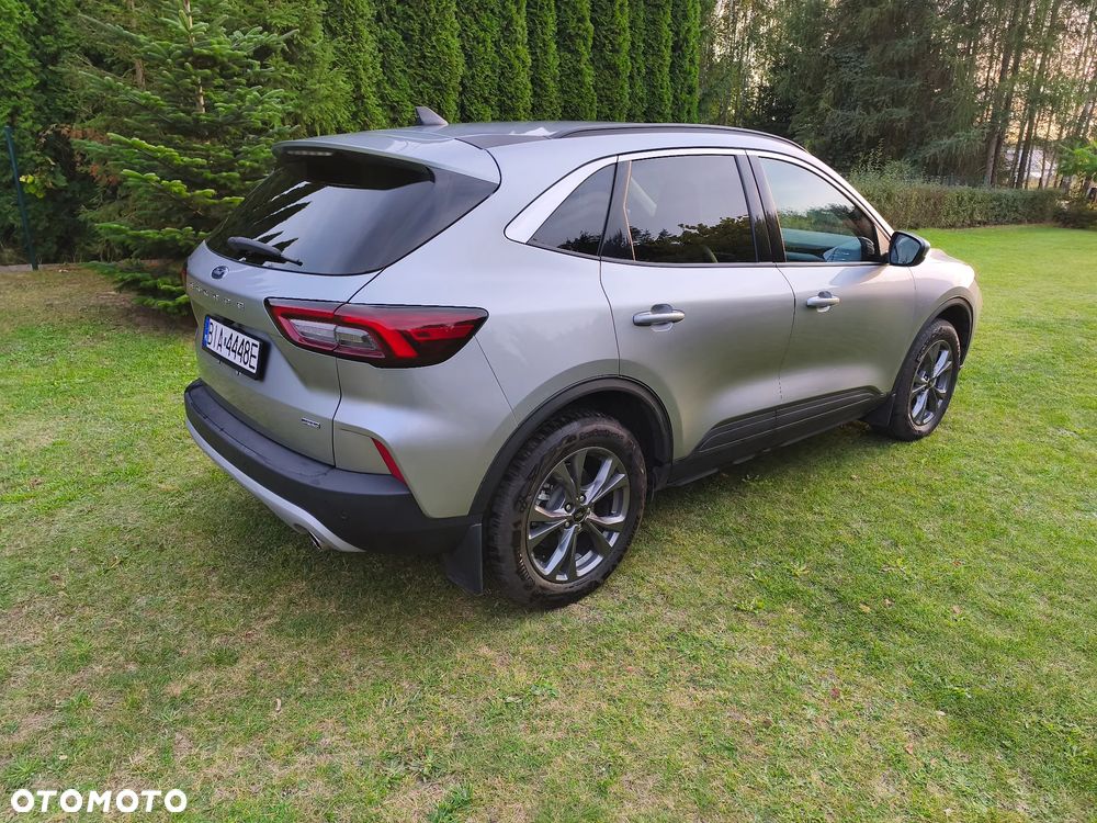 Ford Kuga - 8