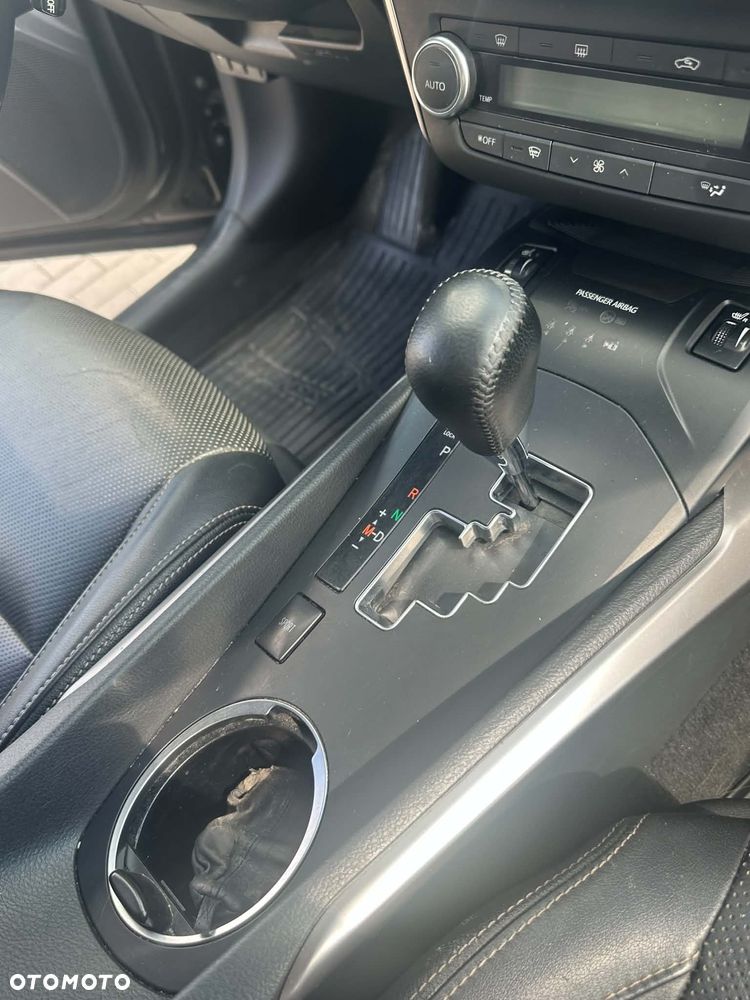 Toyota Avensis 2.0 Prestige MS - 13