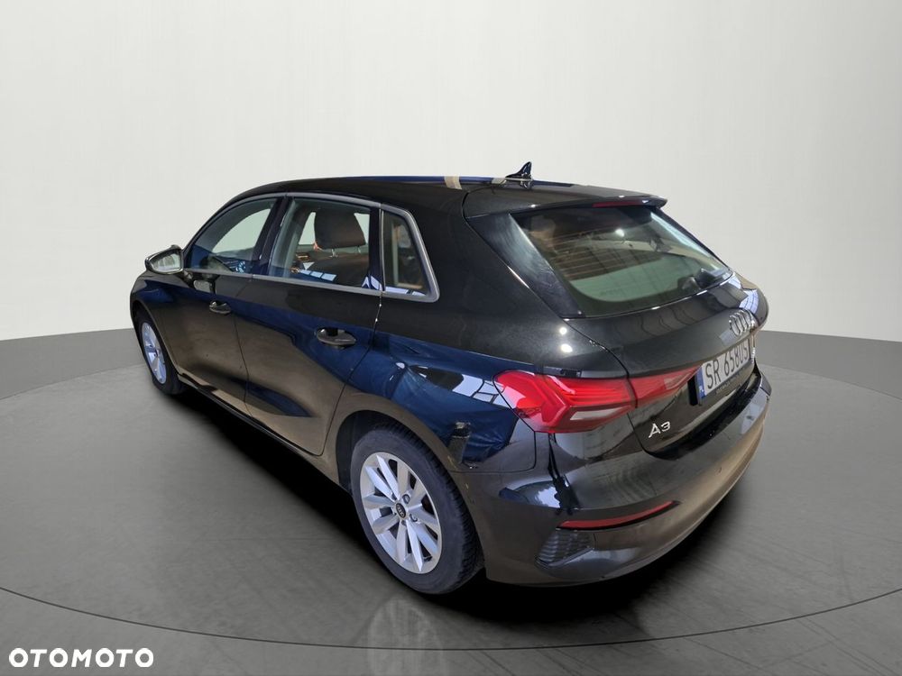 Audi A3 Sportback 35 TFSI S tronic - 3