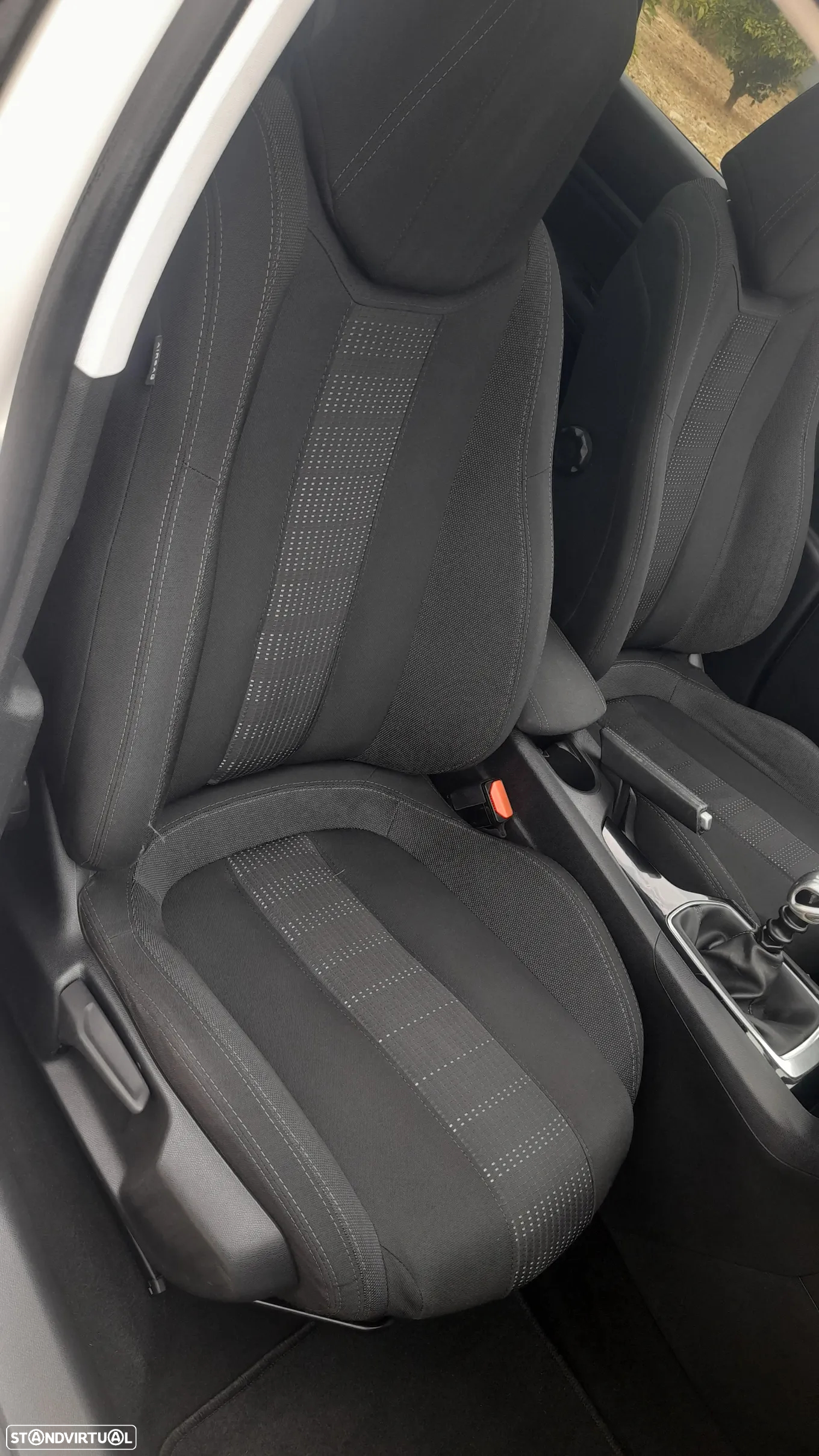 Peugeot 308 SW BlueHDi 120 Stop & Start Style - 47