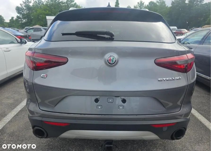 Alfa Romeo Stelvio 2.0 Turbo TI Q4 - 6