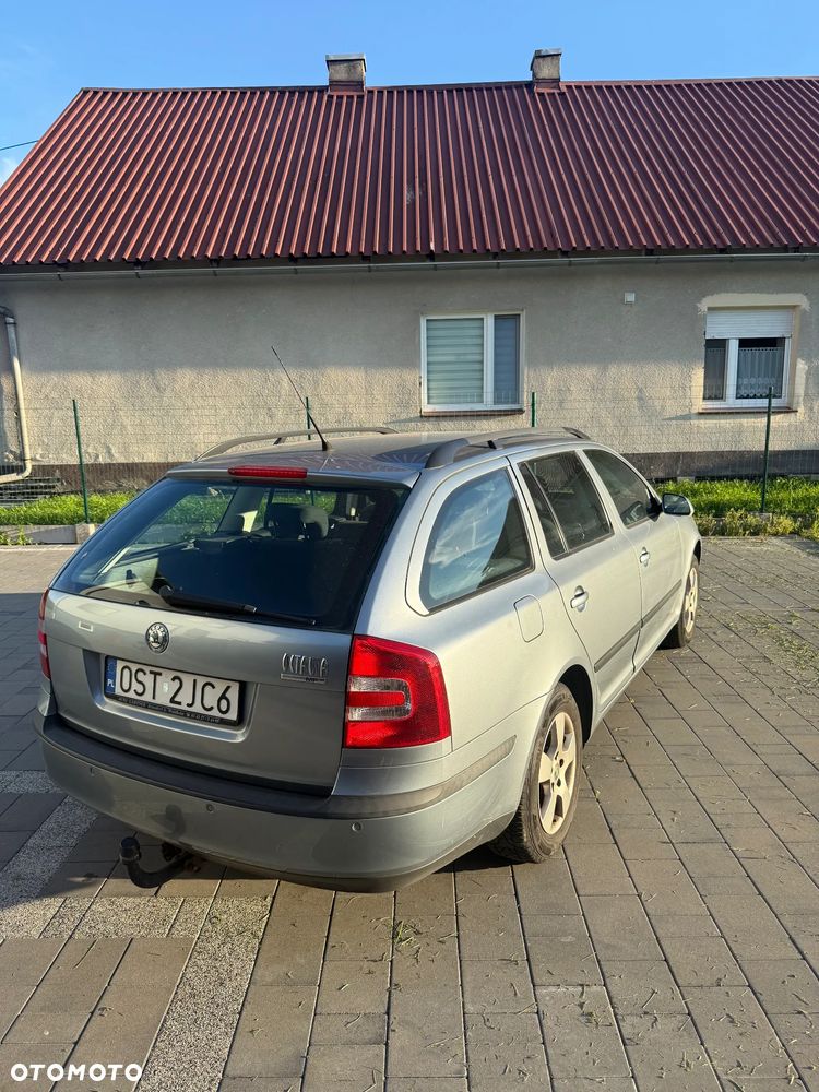 Skoda Octavia 1.6 Classic - 9