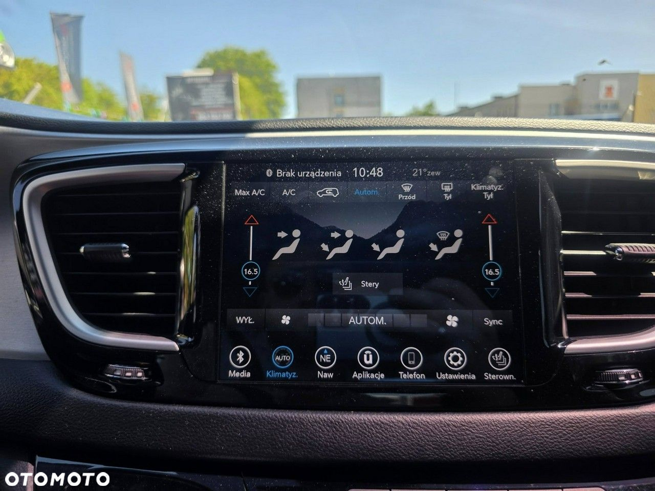 Chrysler Pacifica - 22