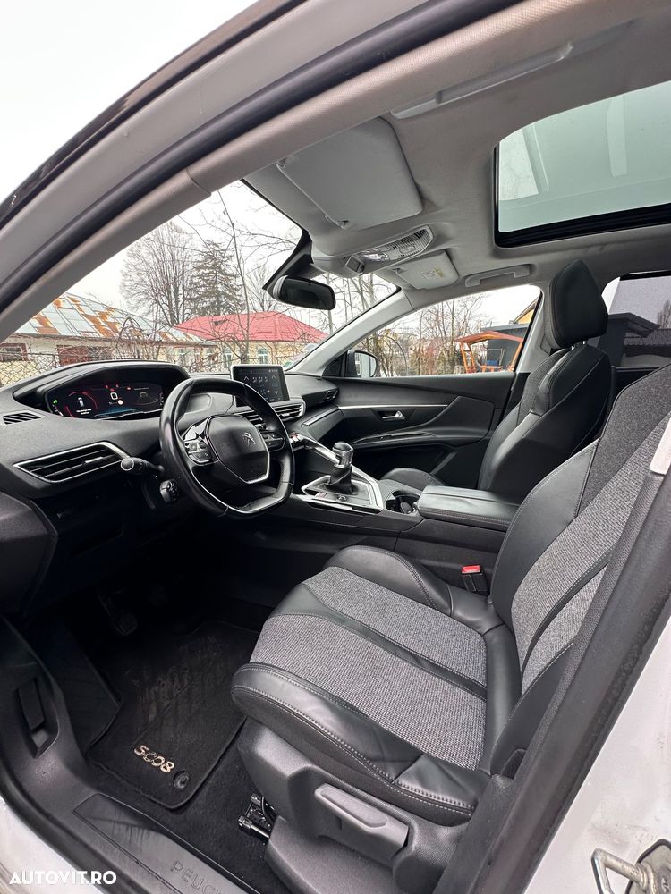 Peugeot 5008 PureTech 130 Allure - 5