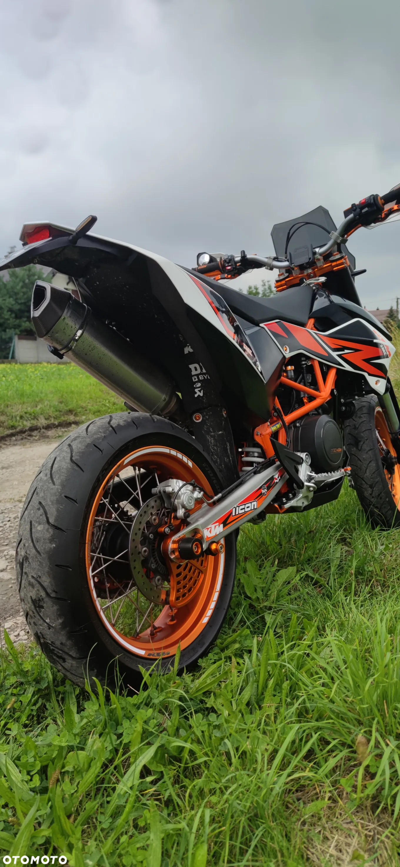 KTM SMC