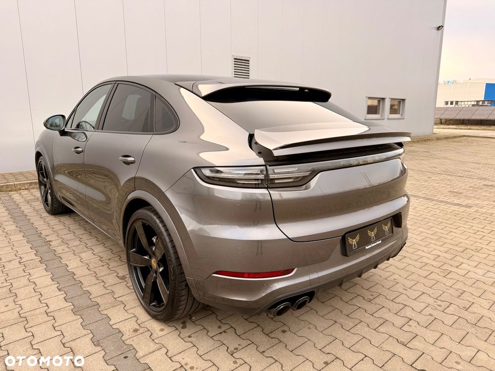 Porsche Cayenne - 19