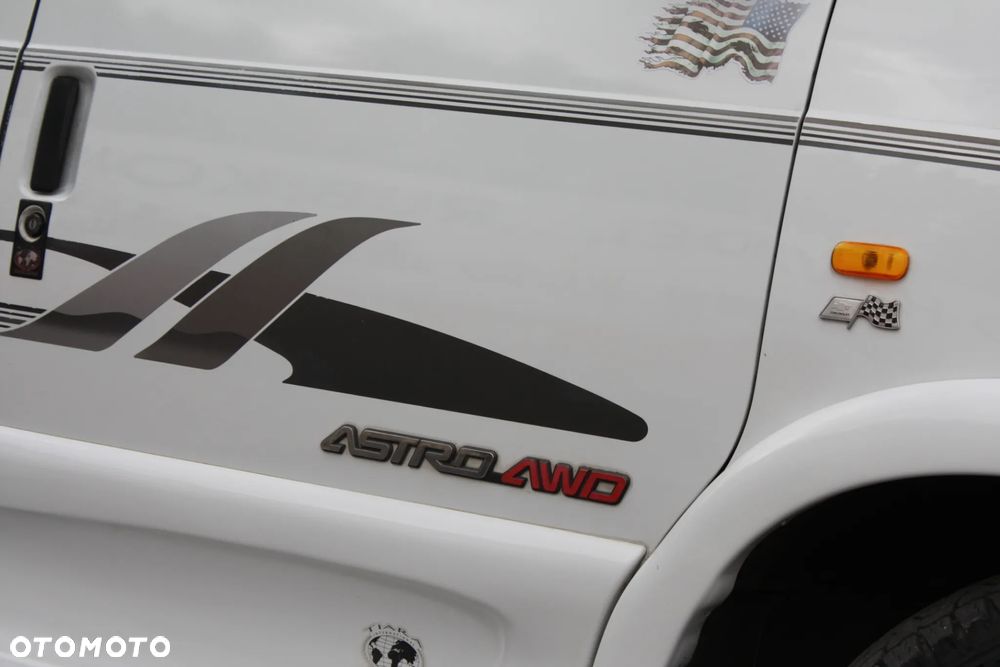 Chevrolet Astro 4.3i V6 - 21