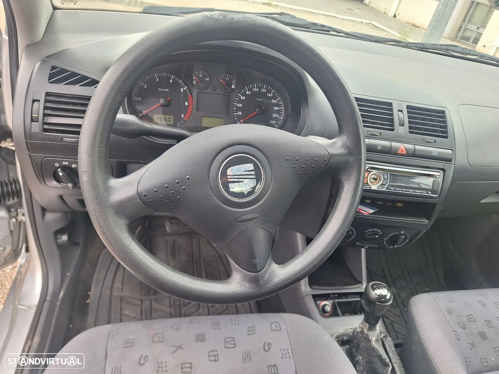 SEAT Ibiza 1.4 Mpi Crono - 3