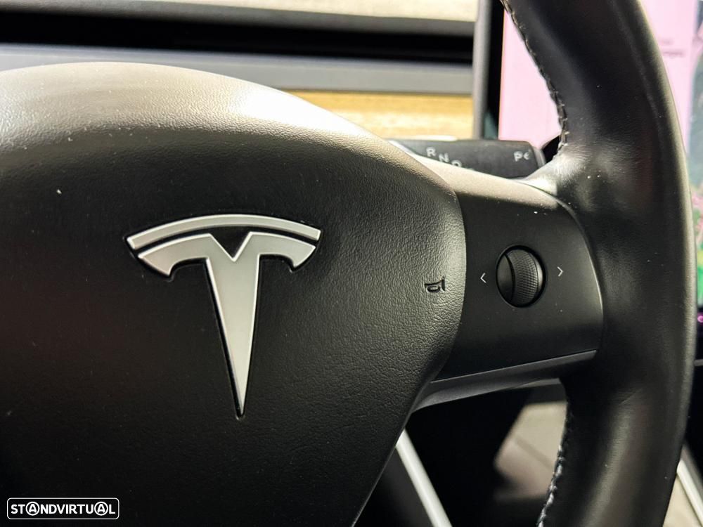 Tesla Model 3 Performance Dual Motor AWD - 39