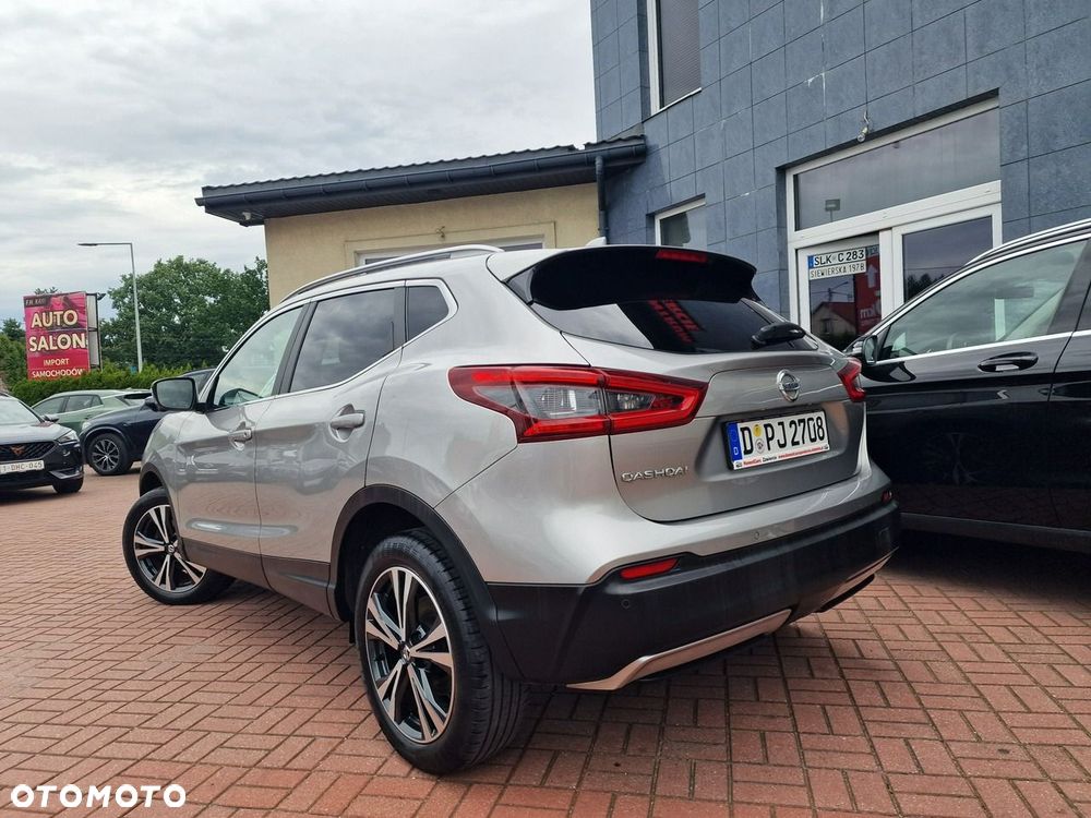 Nissan Qashqai 1.2 DIG-T N-Connecta EU6 - 10