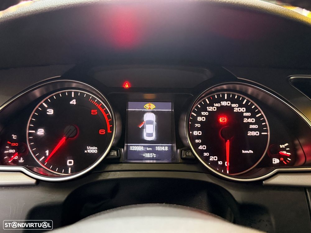 Audi A5 2.0 TDI S-line - 26