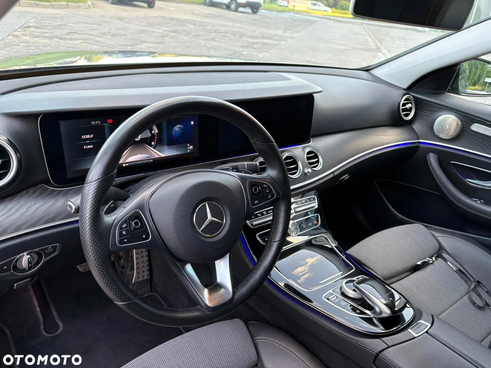 Mercedes-Benz Klasa E 220 d 9G-TRONIC - 19