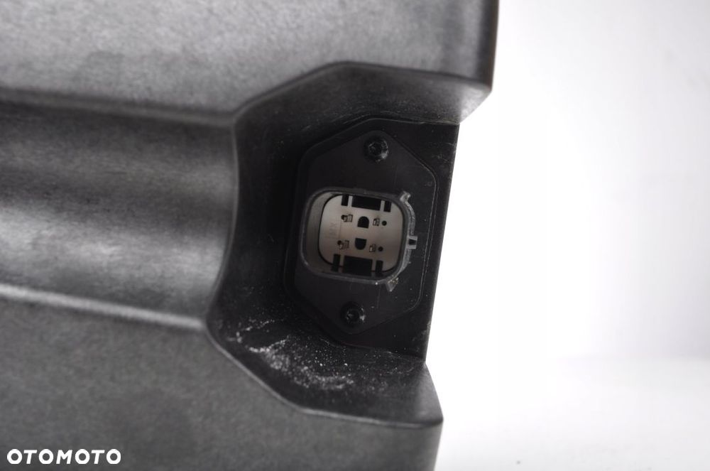 MCLAREN 650S GŁOŚNIK MERIDIAN PRAWY - 3