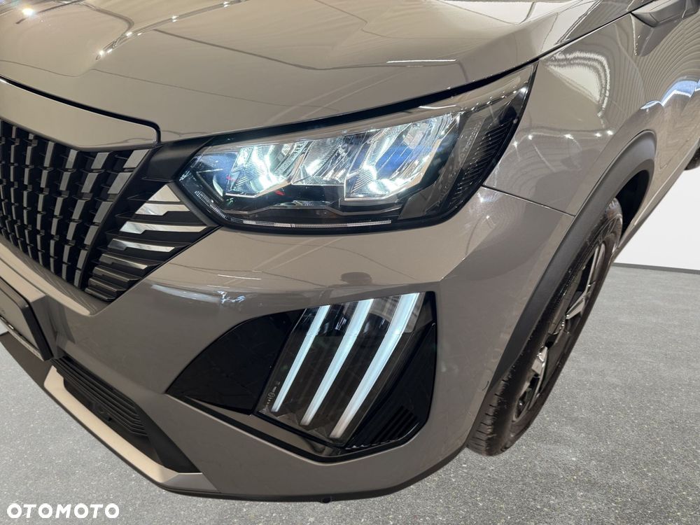 Peugeot 2008 - 10