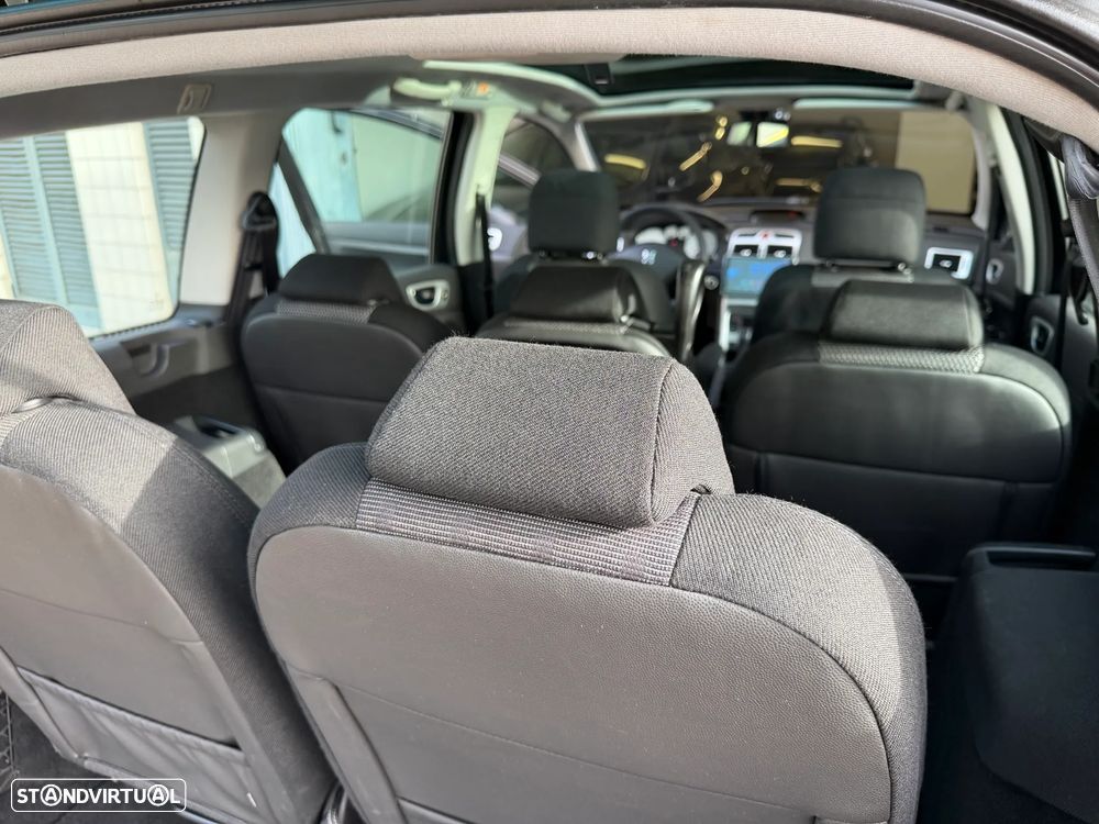 Peugeot 307 1.6 HDi Executive - 30