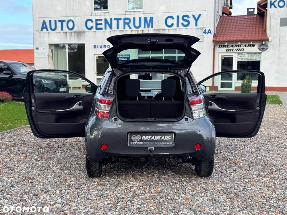 Toyota iQ - 37